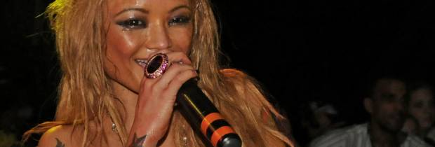 tila tequila topless on stage at juggalos 2989